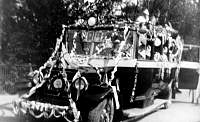 carnivalfloat.jpg